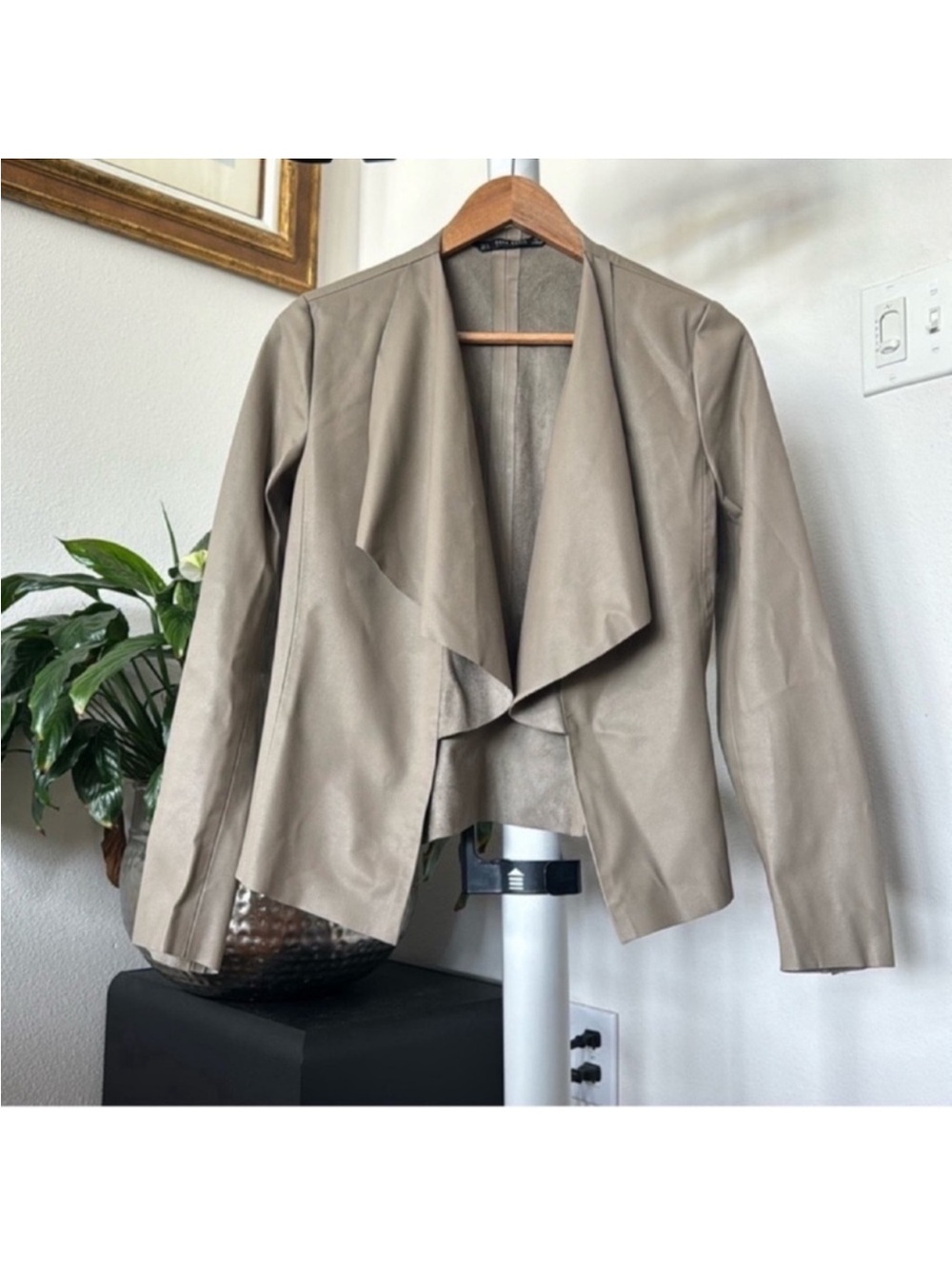 Zara Faux leather Open Front Jacket Sz S Gray Taupe